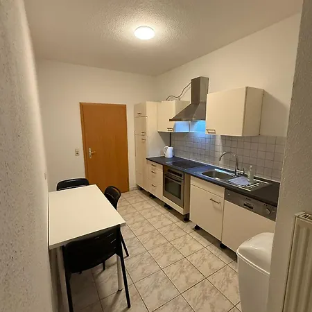 In Fuer 4 Personen - Quergasse